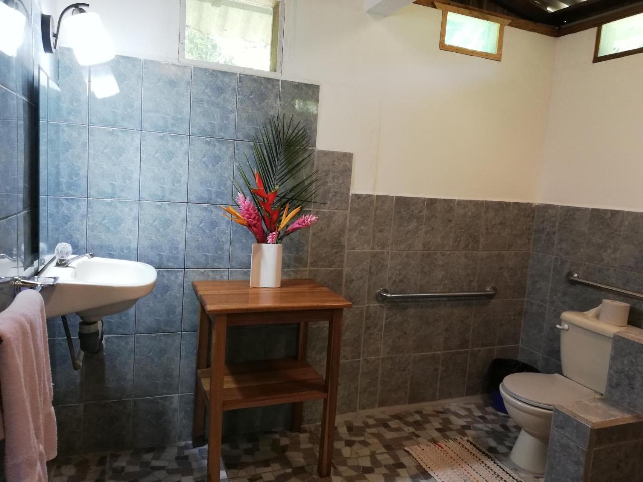Cabinas Nirvana Ecolodge Cahuita Kültér fotó